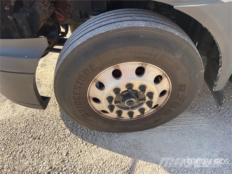 International RH613 6x4 T/A Day Cab Truck Tractor Trekkers