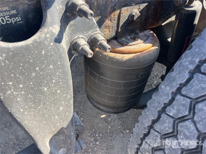 International RH613 6x4 T/A Day Cab Truck Tractor Trekkers