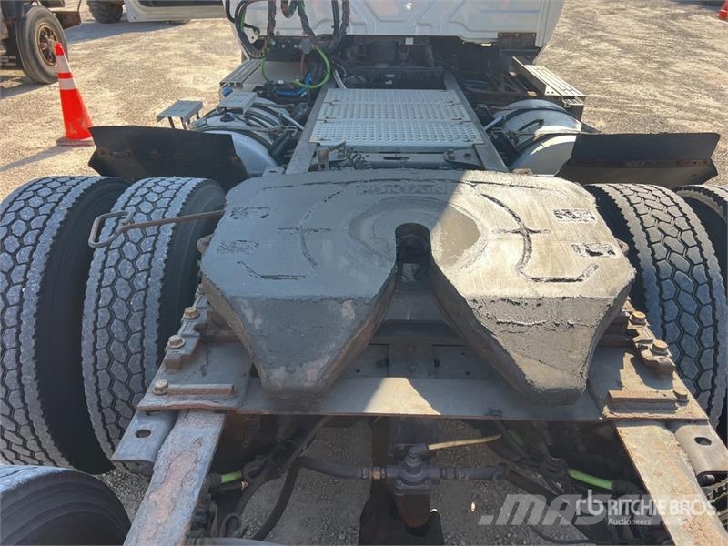 International RH613 6x4 T/A Day Cab Truck Tractor Trekkers