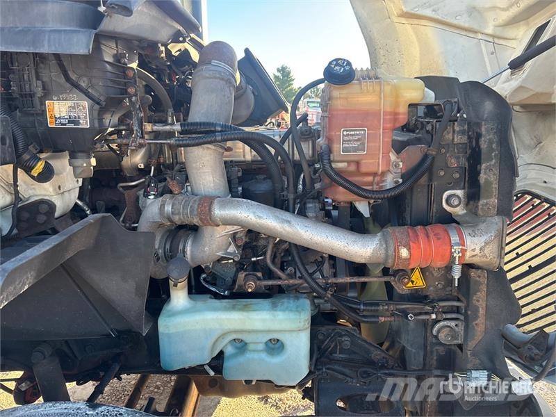 International RH613 6x4 Van Truck Грузовики-Фургоны