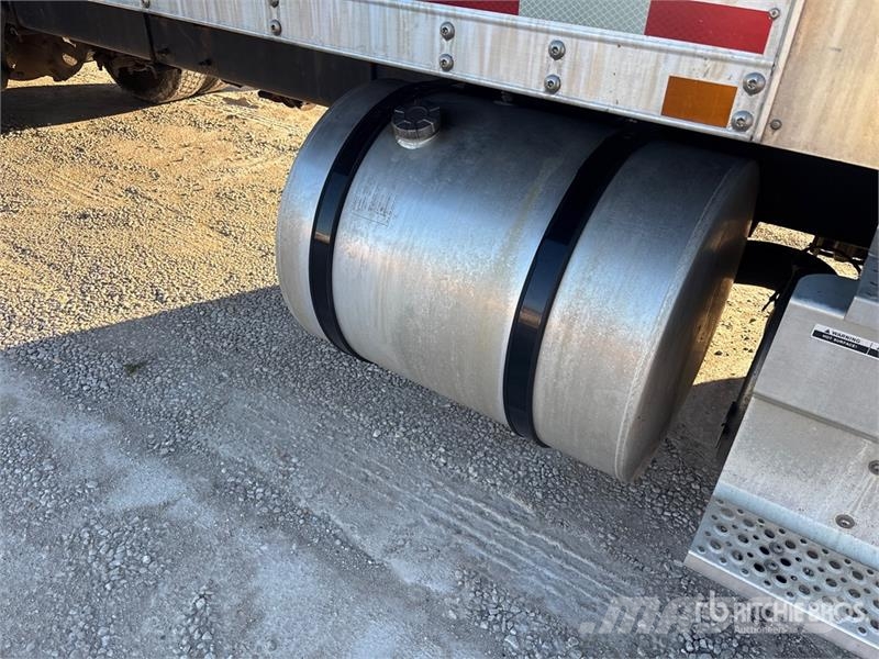 International RH613 6x4 Van Truck Грузовики-Фургоны