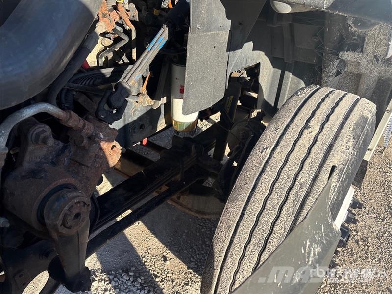 International RH613 6x4 Van Truck Грузовики-Фургоны