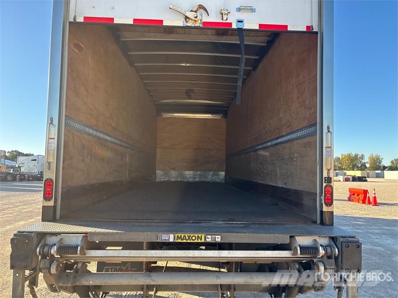International RH613 6x4 Van Truck Грузовики-Фургоны