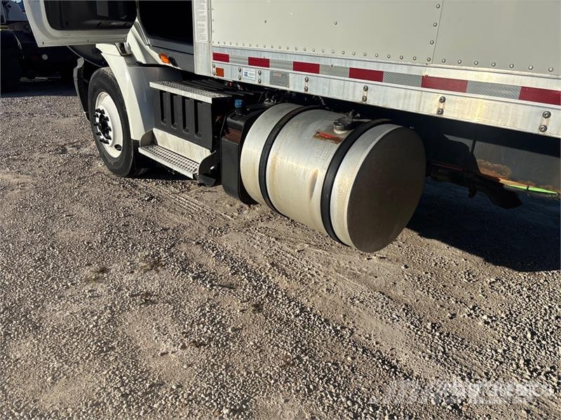 International RH613 6x4 Van Truck Грузовики-Фургоны