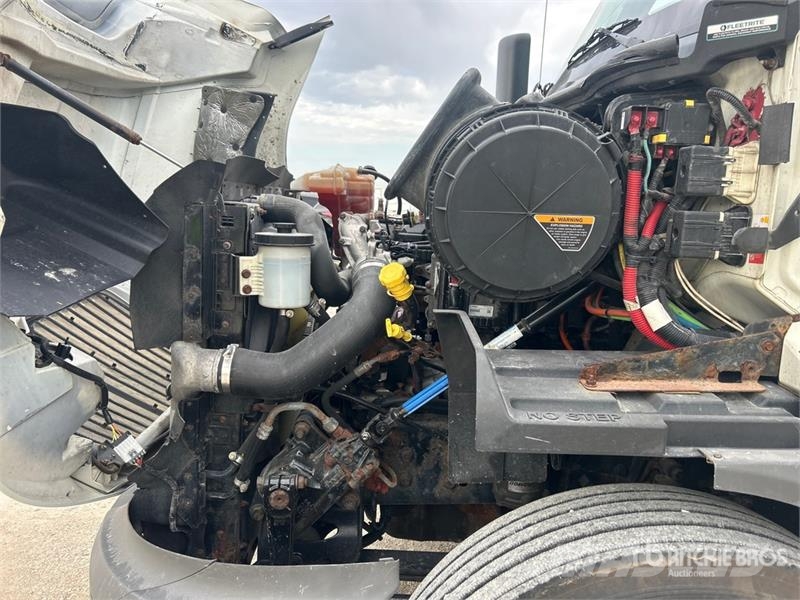 International RH613 6x4 T/A Day Cab Truck Tractor Тягачі