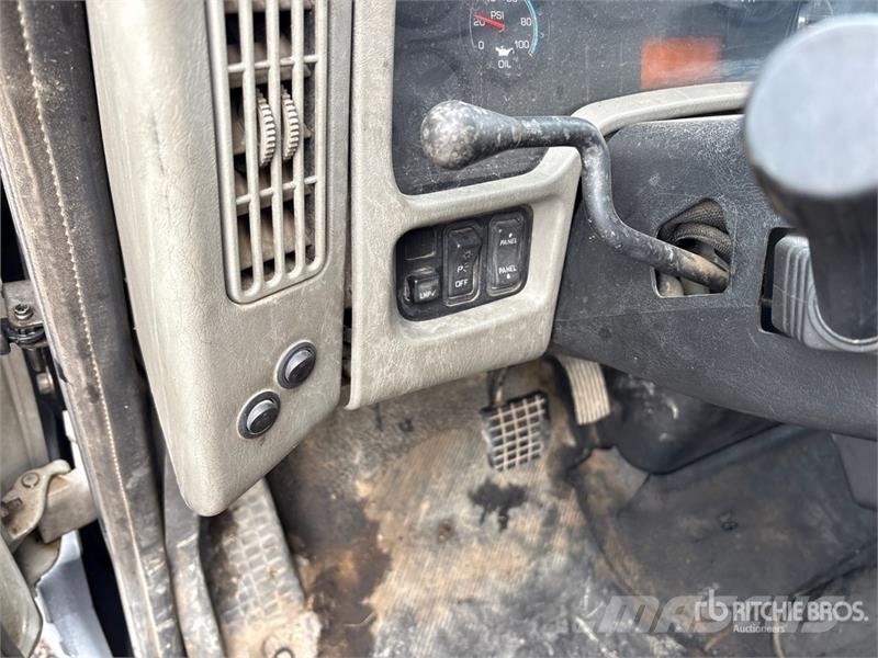 International TerraStar 4x2 S/A Dump Truck Kiper tovornjaki