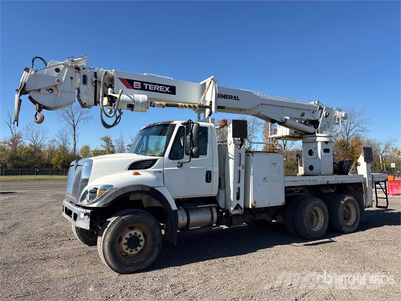 International WorkStar 7400 Polovni mobilni kamioni za bušenje