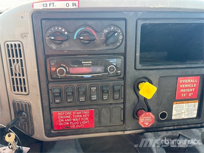 International WorkStar 7400 Polovni mobilni kamioni za bušenje