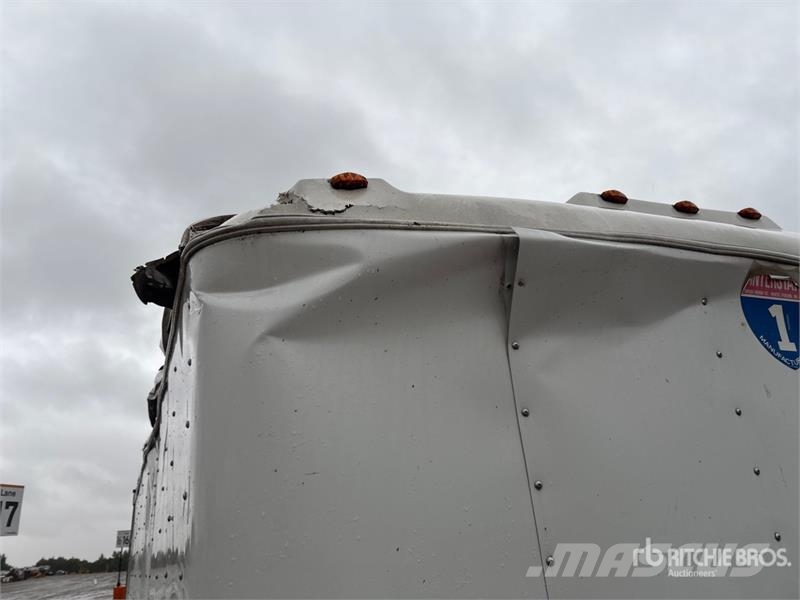 Interstate 1714TA2 14 ft T/A Enclosed Trailer Причепи-фургони
