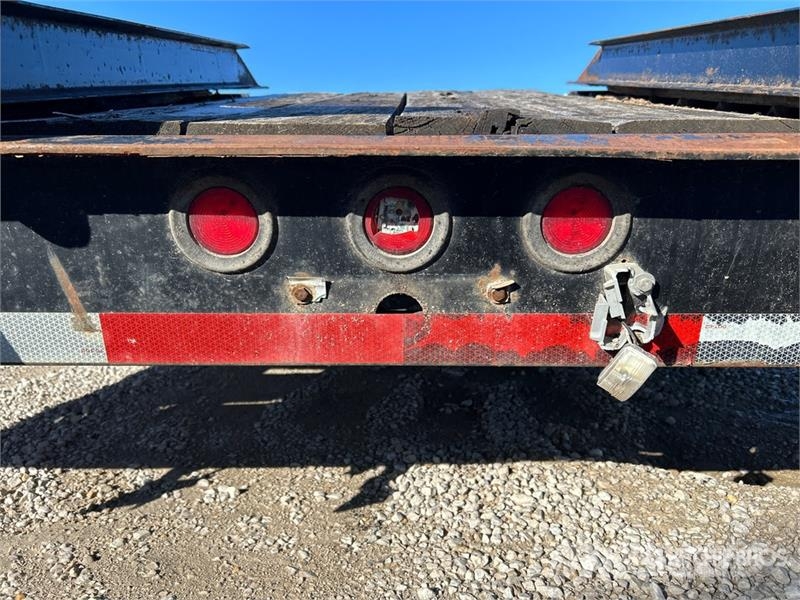 Interstate 28 ft T/A Equipment Trailer Reboques de transporte Auto