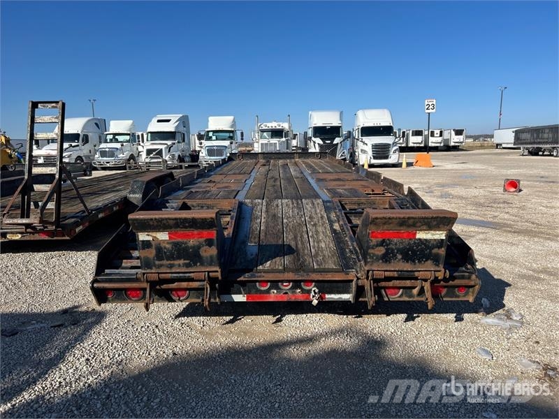 Interstate 28 ft T/A Equipment Trailer Biltransportsläp