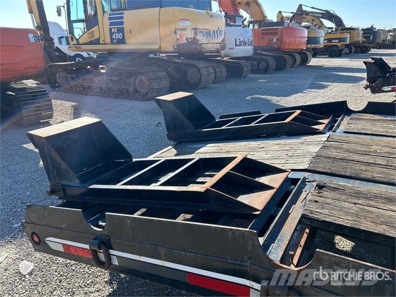 Interstate 28 ft T/A Equipment Trailer Reboques de transporte Auto