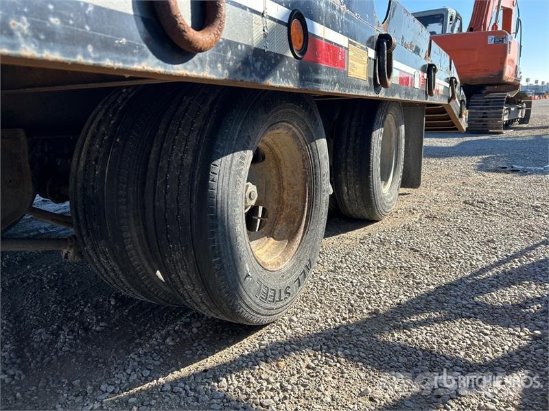 Interstate 28 ft T/A Equipment Trailer Biltransportsläp