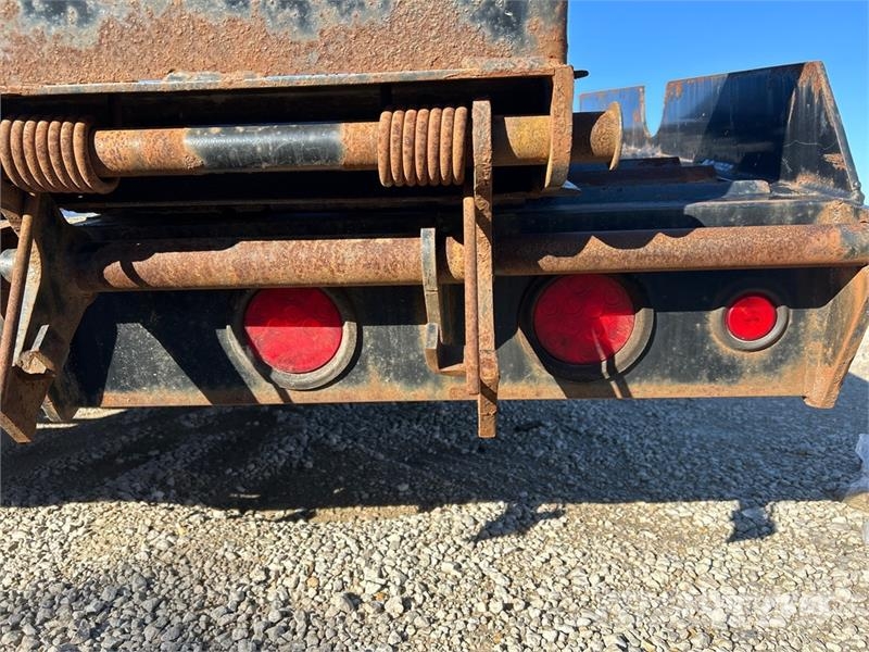 Interstate 28 ft T/A Equipment Trailer Biltransportsläp