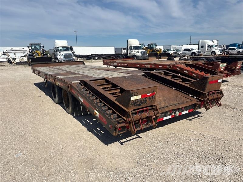 Interstate 40DLA 31 ft T/A Equipment Trailer Autovežių priekabos