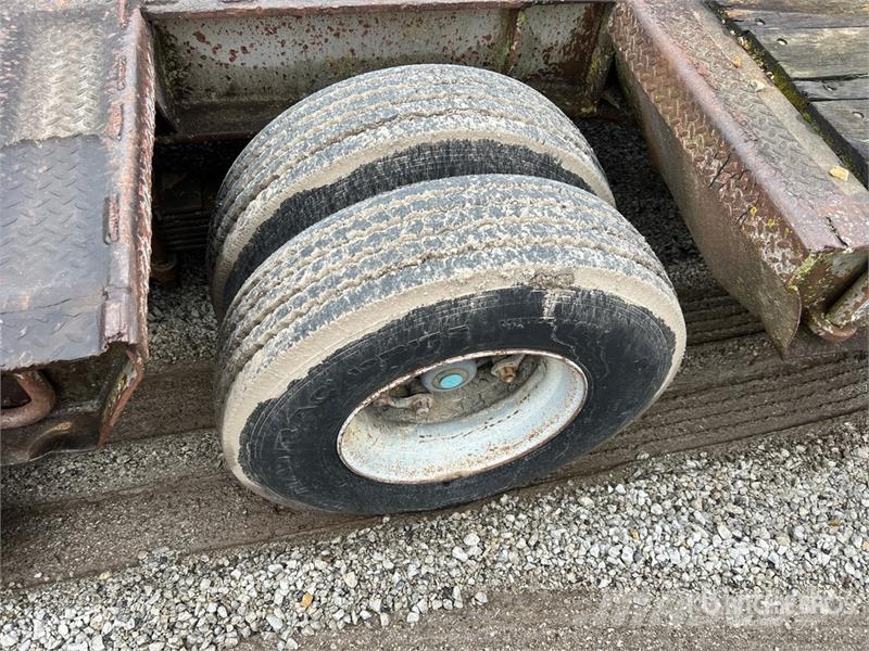 Interstate 70LBG 38 ft T/A Equipment Trailer Oprijwagen