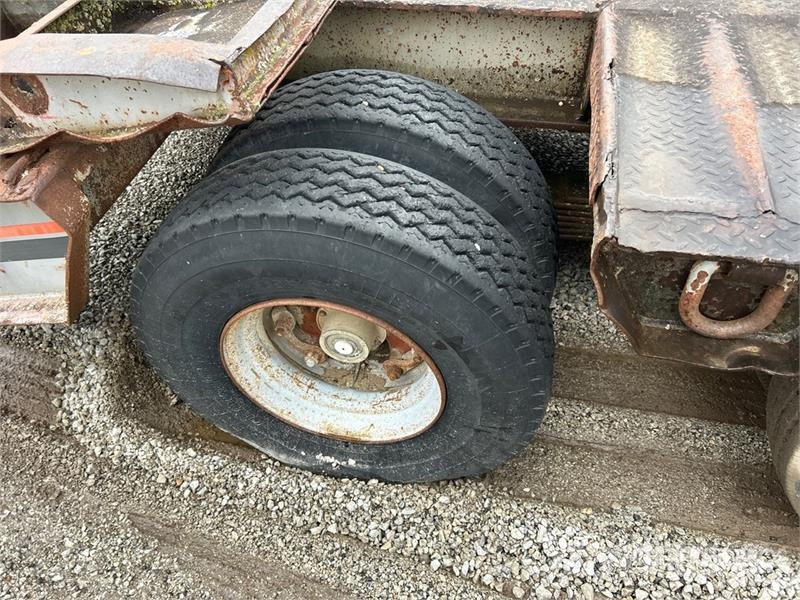 Interstate 70LBG 38 ft T/A Equipment Trailer Oprijwagen