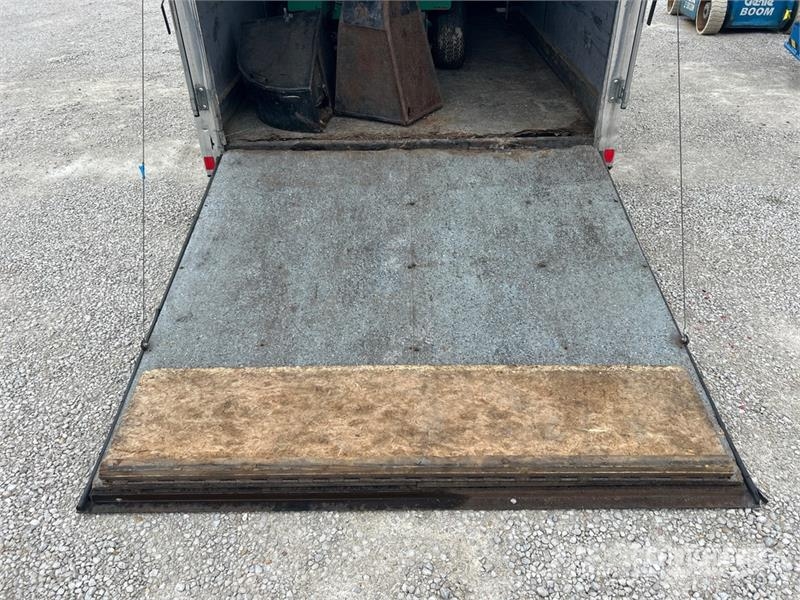 Interstate IFC714TA2 14 ft T/A Enclosed Trailer Gesloten opbouw trailers