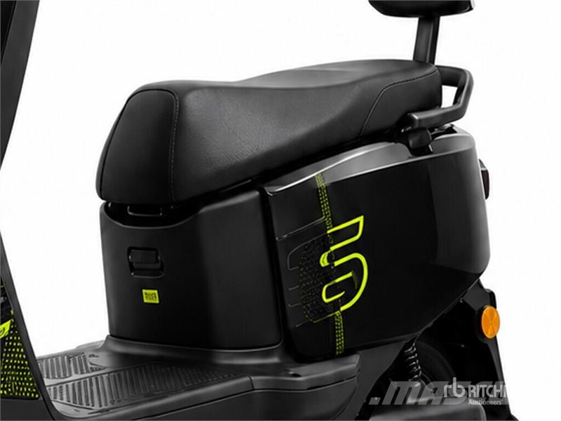  IRMOTO-BLACK Electric Moped (Unused) PKWs