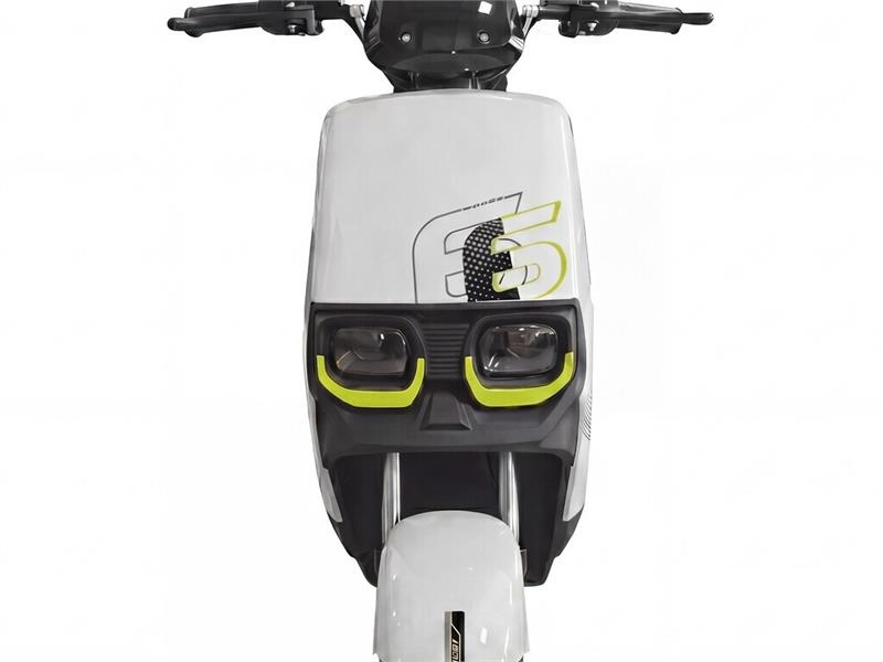 IRMOTO-WHITE Electric Moped (Unused) Carros
