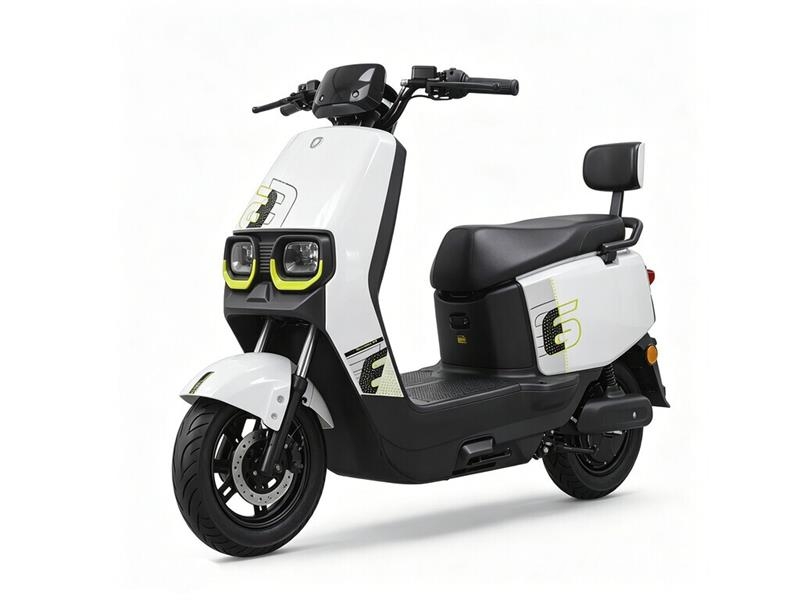 IRMOTO-WHITE Electric Moped (Unused) PKWs