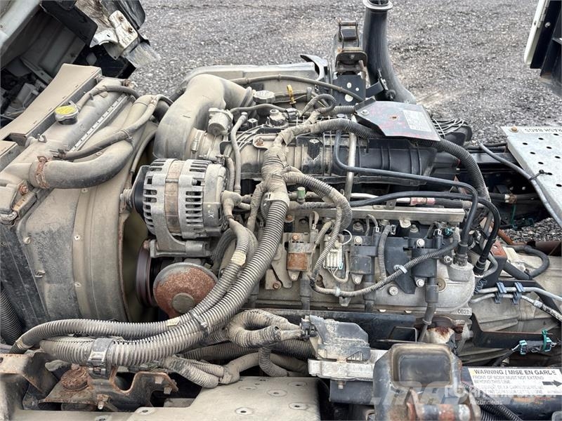 Isuzu NPR Utcaseprő teherautók