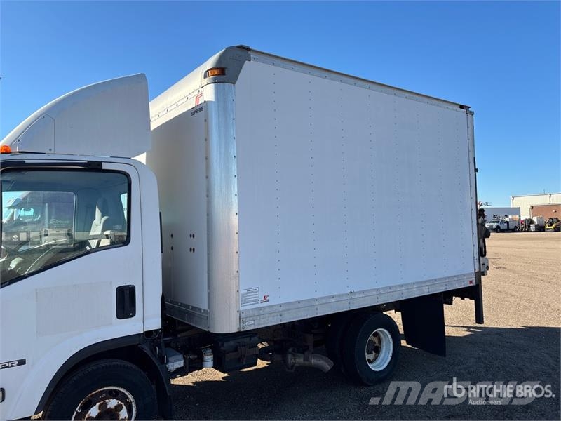 Isuzu NPR Furgons