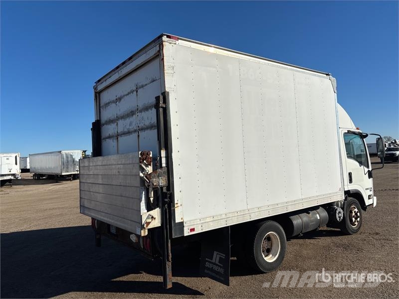 Isuzu NPR Furgons
