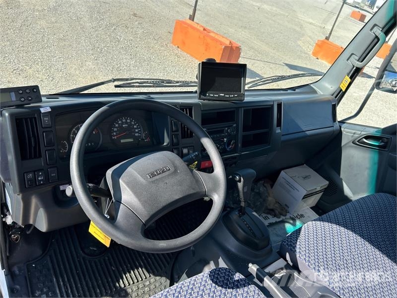 Isuzu NPR شاحنات بدرجة حرارة قابلة للضبط