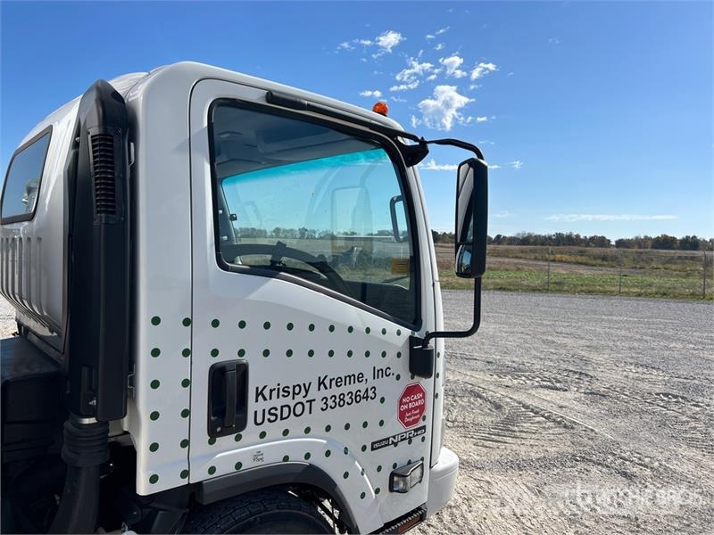 Isuzu NPR شاحنات بدرجة حرارة قابلة للضبط