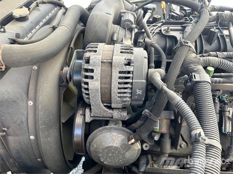 Isuzu NPR HD Kastenaufbau
