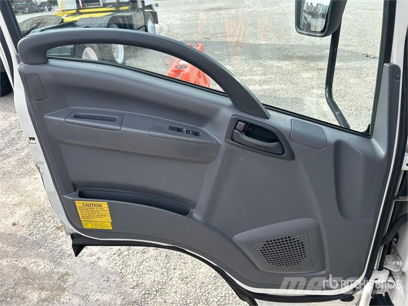 Isuzu NPR HD Kastenaufbau