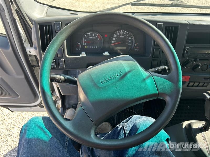 Isuzu NPR HD Kastenaufbau