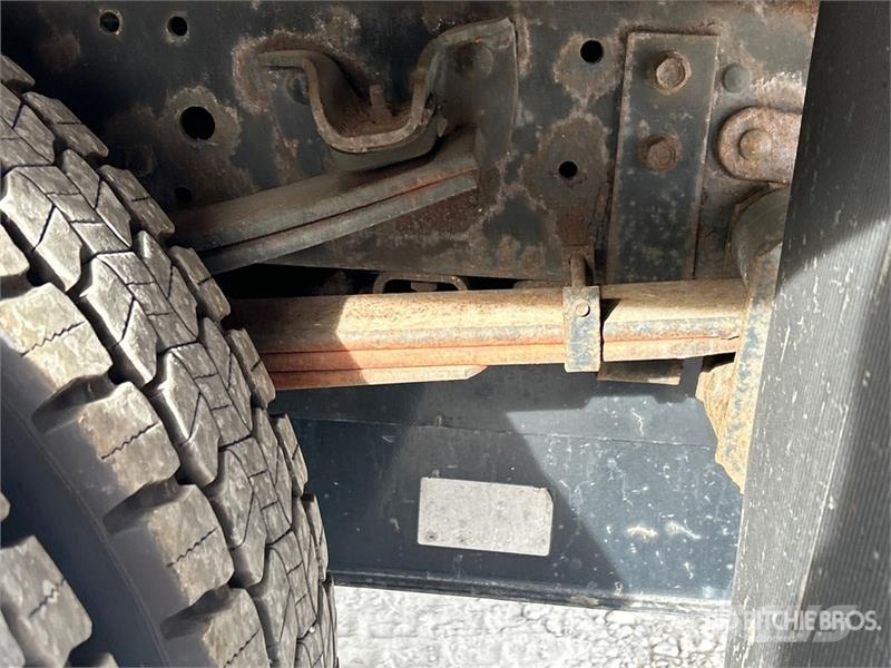 Isuzu NPR HD Kastenaufbau