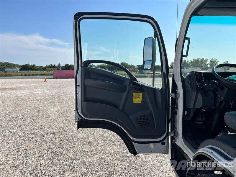 Isuzu NPR HD Kastenaufbau