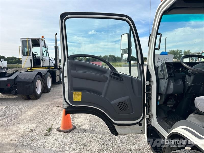 Isuzu NPR HD Kastenaufbau