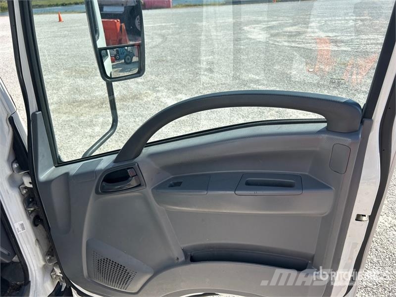 Isuzu NPR HD Kastenaufbau