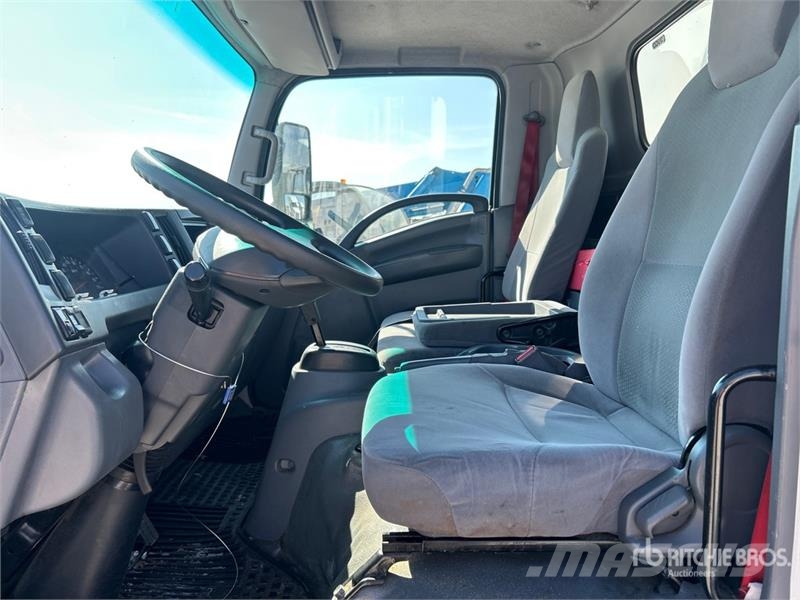 Isuzu NPR HD Kastenaufbau