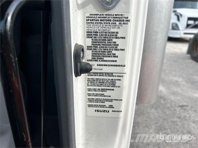 Isuzu NPR HD Kastenaufbau