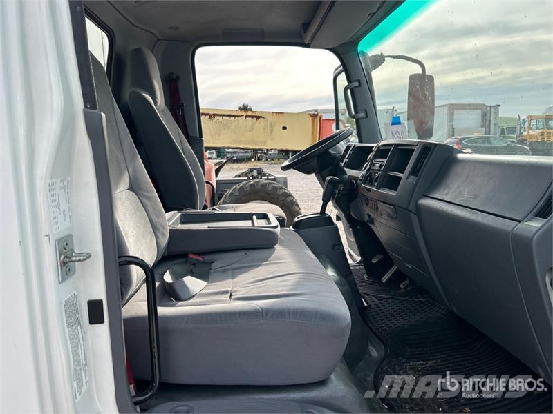 Isuzu NPR HD Kastenaufbau