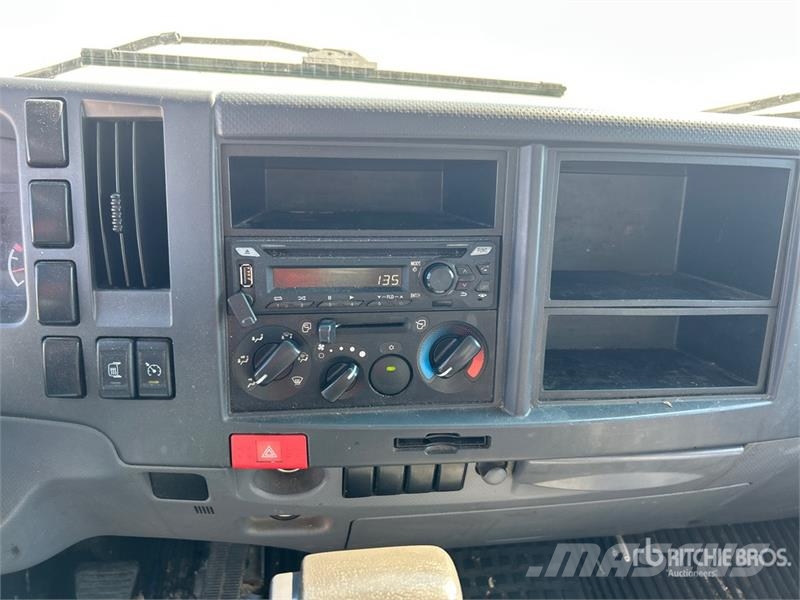 Isuzu NPR HD Kastenaufbau