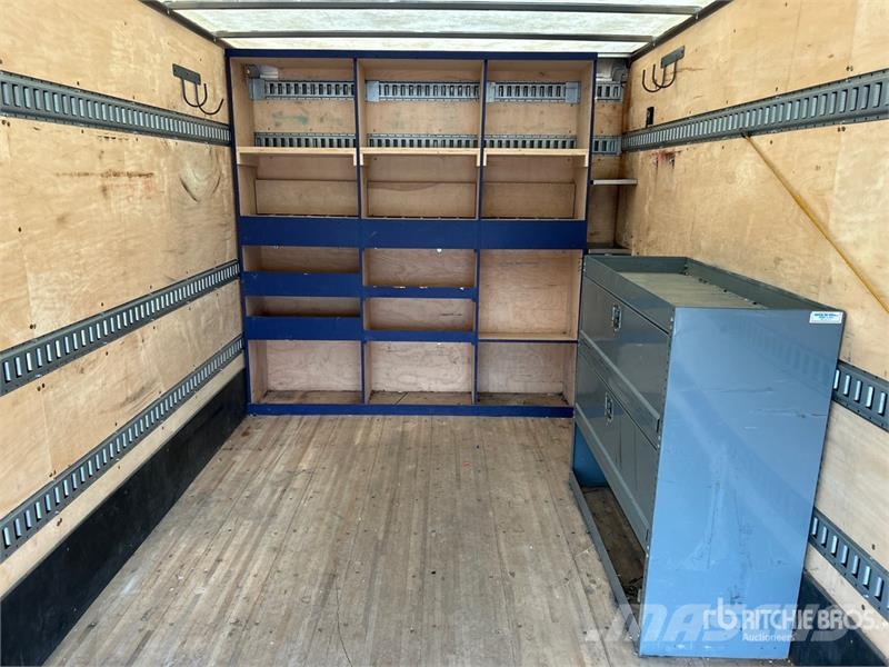 Isuzu NPR HD Kofferaufbau