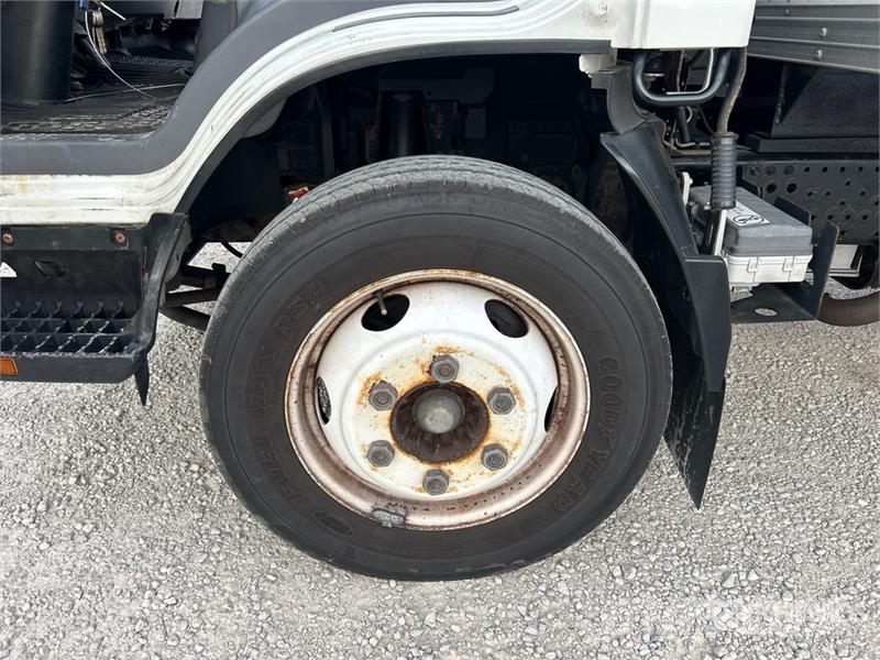 Isuzu NPR HD Kofferaufbau