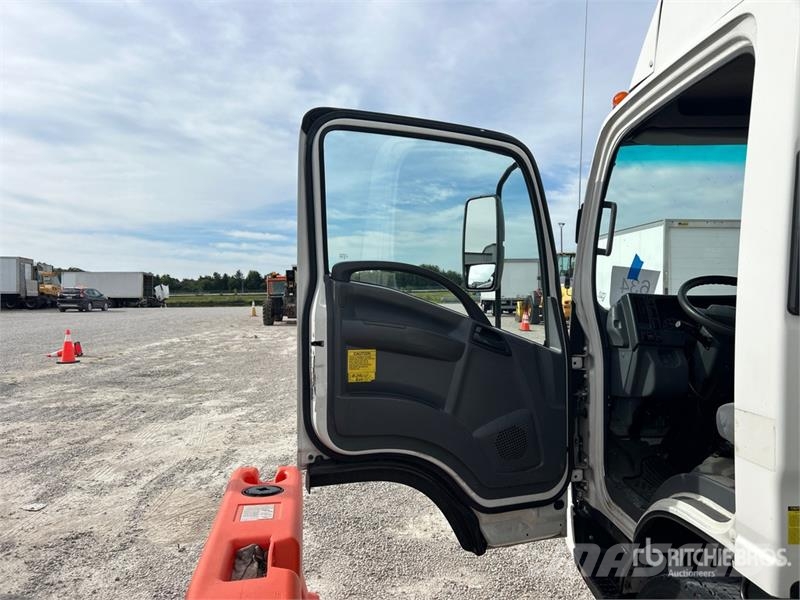 Isuzu NPR HD Kastenaufbau