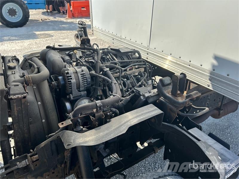 Isuzu NPR HD Kastenaufbau