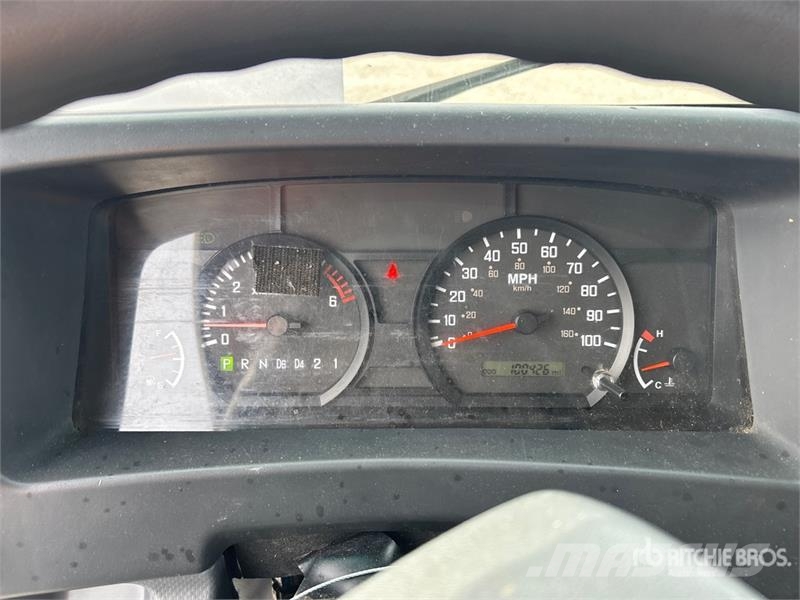Isuzu NPR HD Kastenaufbau