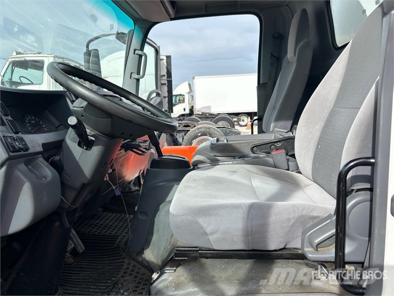 Isuzu NPR HD Kastenaufbau