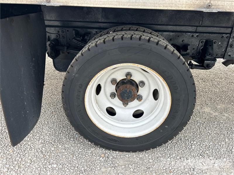 Isuzu NPR HD Kofferaufbau