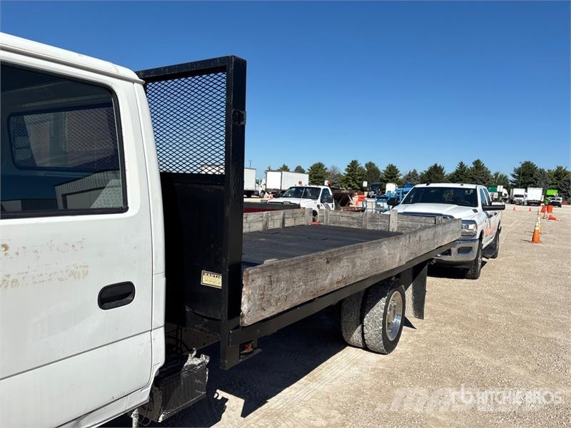 Isuzu NQR Camiones plataforma