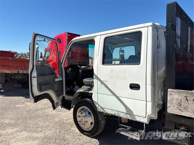 Isuzu NQR Camiones plataforma